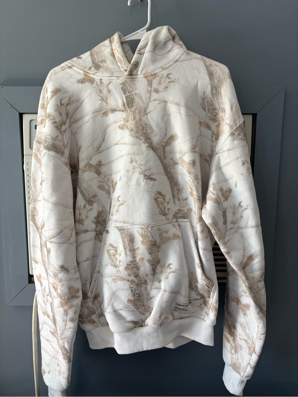 Cream & Tan Botanical Print Hoodie Sweatshirt - Women